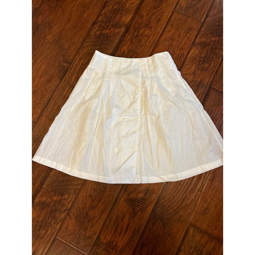 Metro Wear Button Up White Skirt with pockets 100% cotton Size M